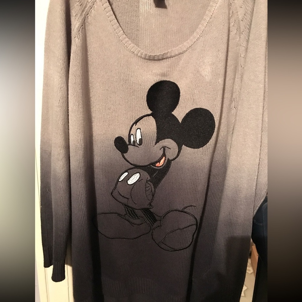 Torrid Disney Mickey Mouse Grey + Black Ombré Sweater / Sweatshirt / Jacket Sz 2